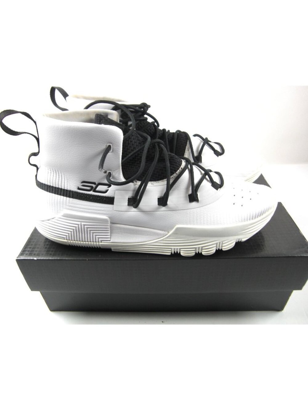 Under Armour SC 3ZER0 II White Basketball Shoes Size 10.5